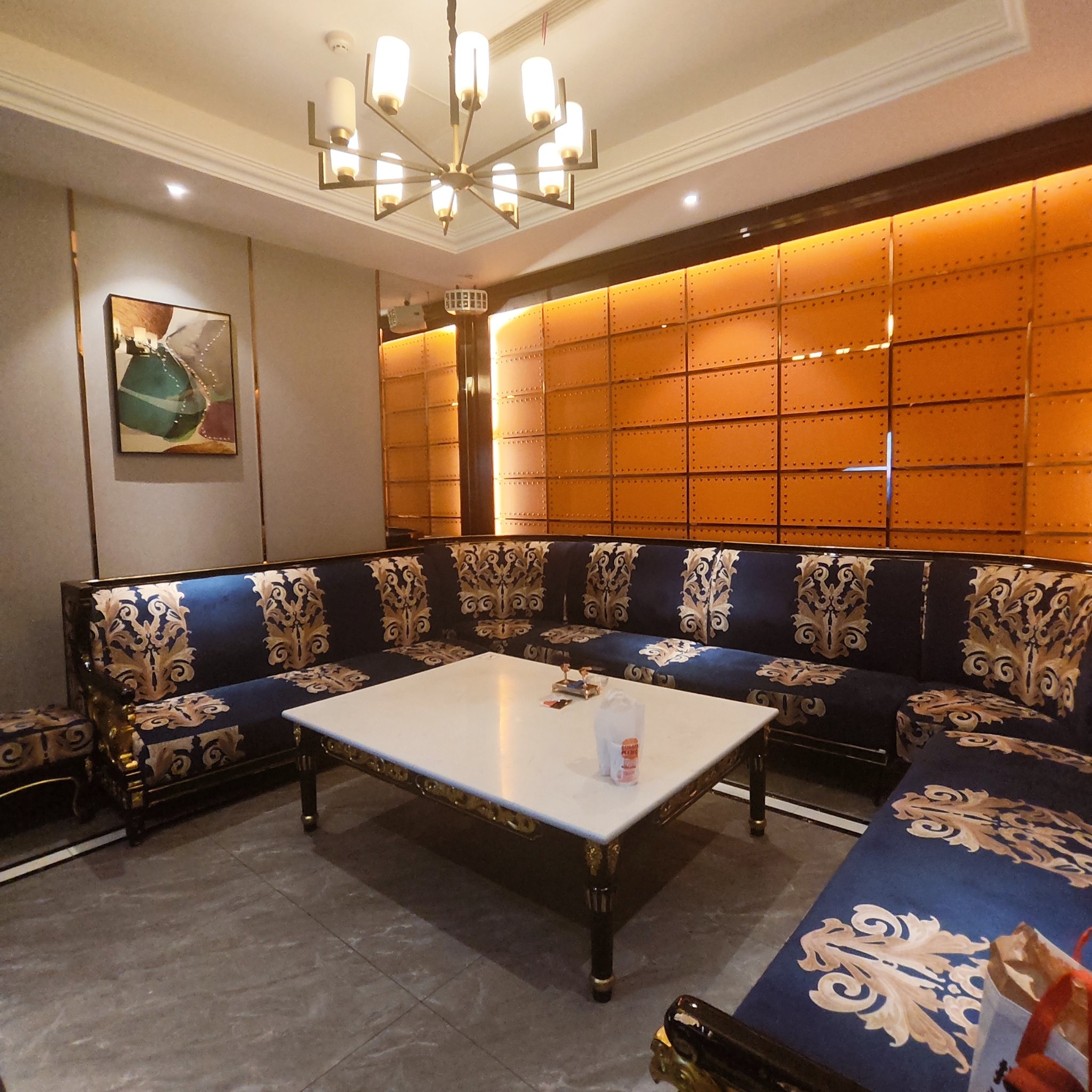 南阳商务ktv低端场特色体验-内乡县ktv预定